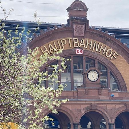 Eiwelhome - Stilvoll, Urban-Ruhig Schlafen, Bahnhofsnah, Balkon Erfurt Kültér fotó