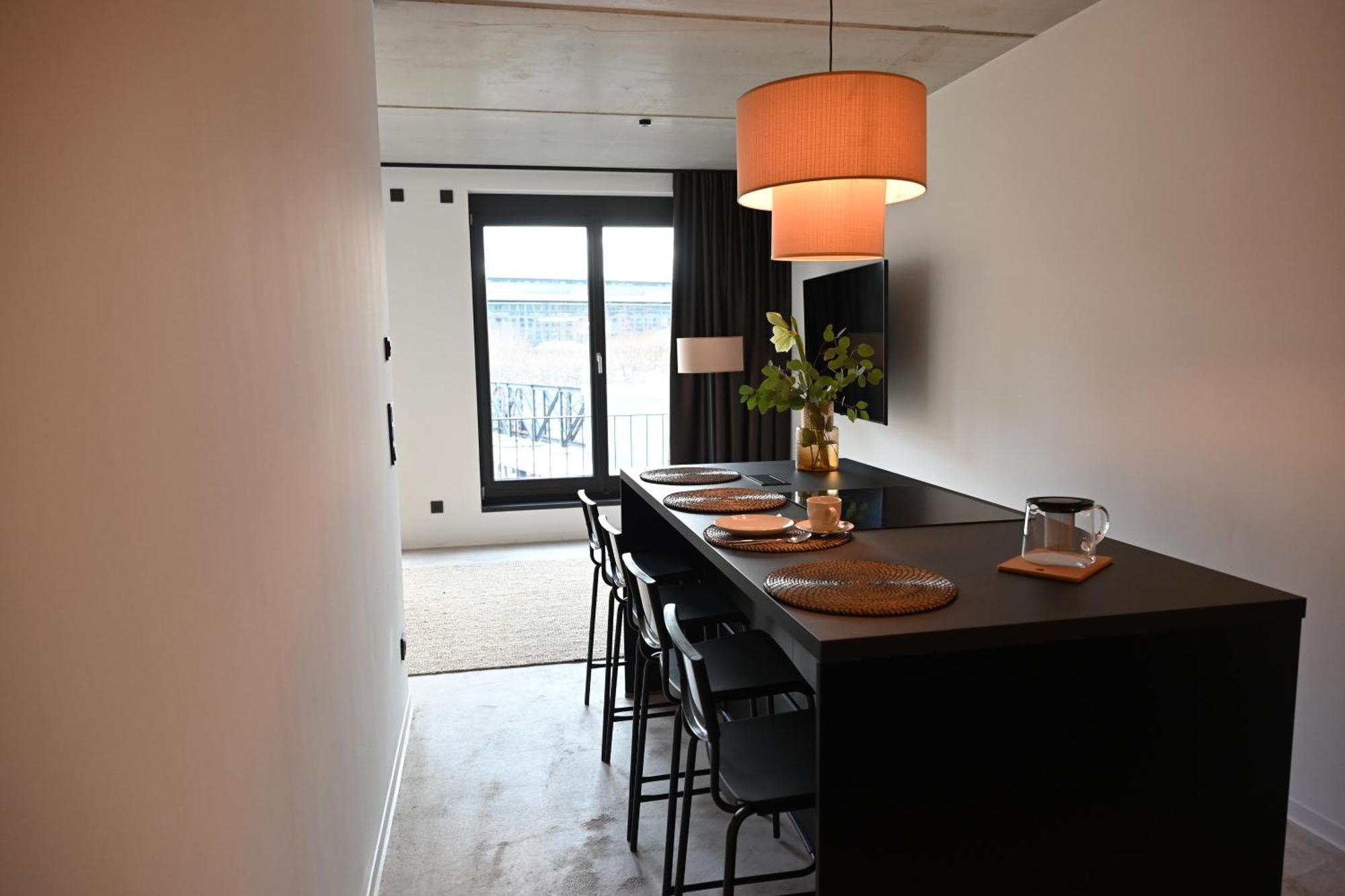 Eiwelhome - Stilvoll, Urban-Ruhig Schlafen, Bahnhofsnah, Balkon Erfurt Kültér fotó