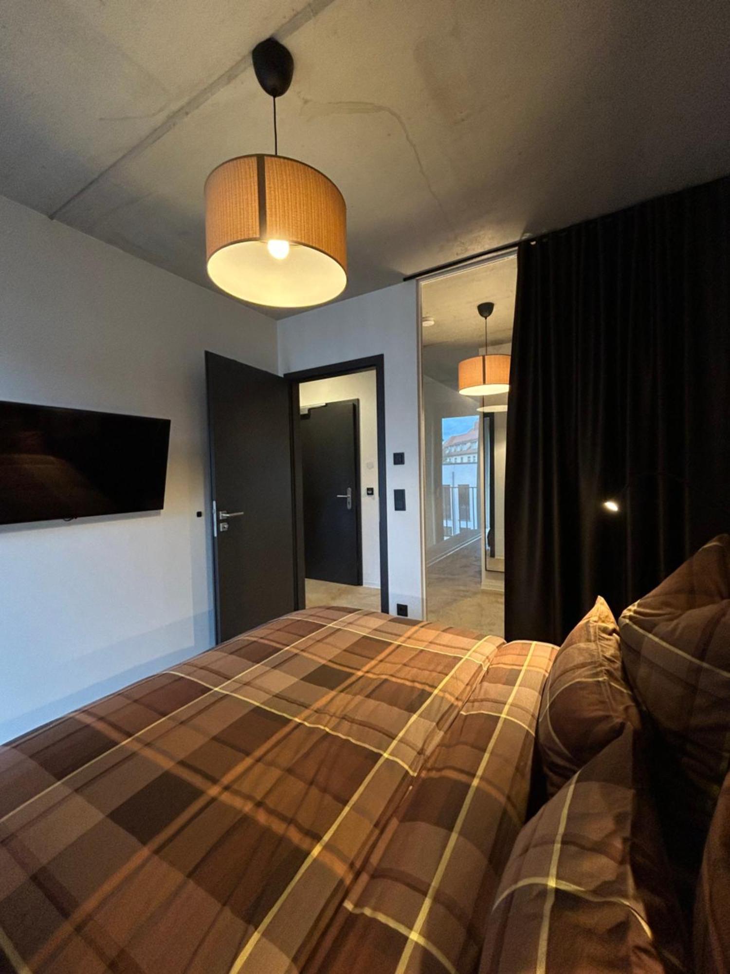 Eiwelhome - Stilvoll, Urban-Ruhig Schlafen, Bahnhofsnah, Balkon Erfurt Kültér fotó